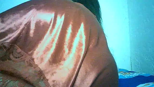 Snapshot of Bellabeltrann chatting on December 6, 11:54 am Bellabeltrann online show from December 6, 11:54 am