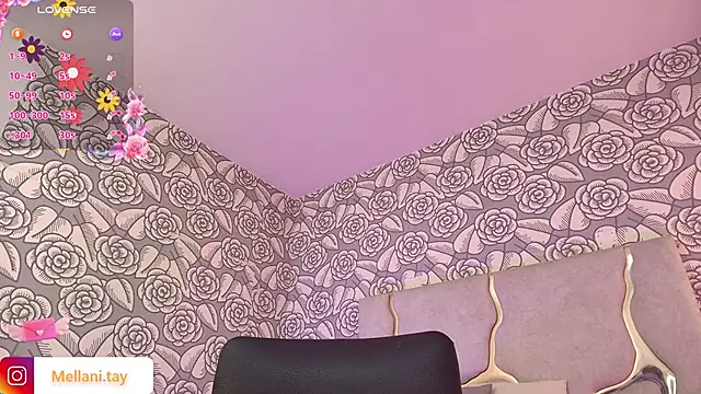 Snapshot of Mellani_tay chatting on February 8, 7:37 am Mellani tay online show from February 8, 7:37 am