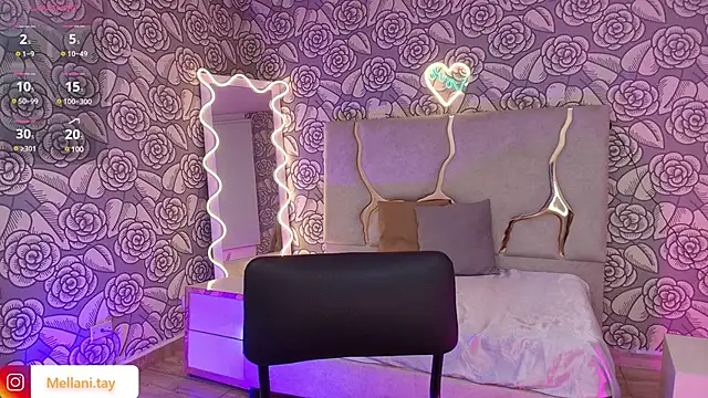 Snapshot of Mellani_tay chatting on March 3, 9:22 am Mellani tay online show from March 3, 9:22 am