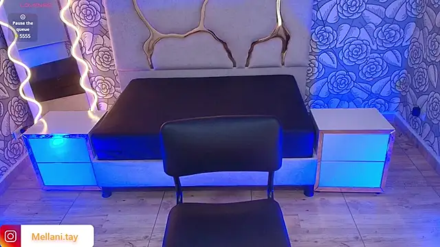 Snapshot of Mellani_tay chatting on March 14, 3:26 am Mellani tay online show from March 14, 3:26 am