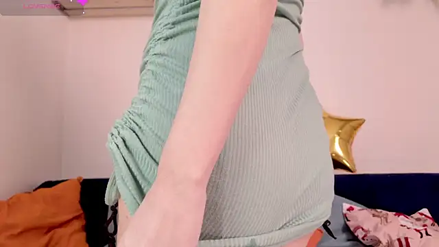 Snapshot of Lisa_sweetheels chatting on January 21, 7:26 am Lisa sweetheels online show from January 21, 7:26 am