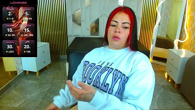 martinna tay online show from September 15, 3:17 am