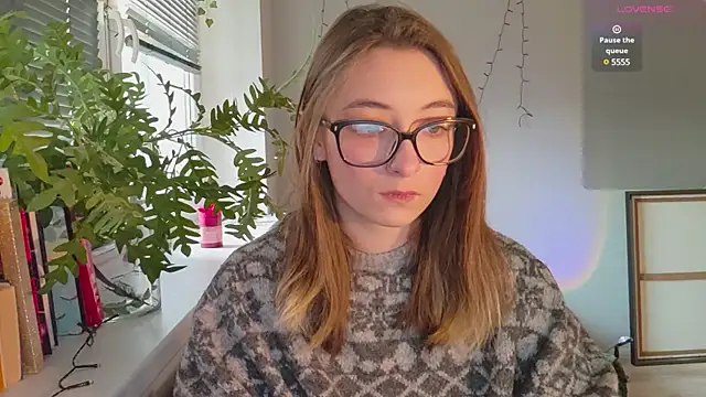 Snapshot of monlight__dana chatting on December 29, 10:45 am monlight  dana online show from December 29, 10:45 am