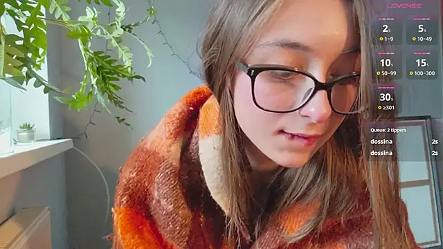 Snapshot of monlight__dana chatting on January 8, 10:48 am monlight  dana online show from January 8, 10:48 am