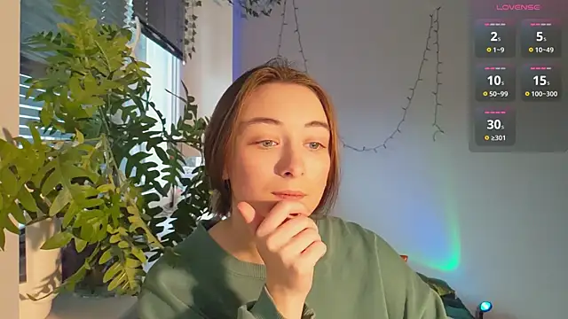 Snapshot of monlight__dana chatting on February 3, 12:47 pm monlight  dana online show from February 3, 12:47 pm