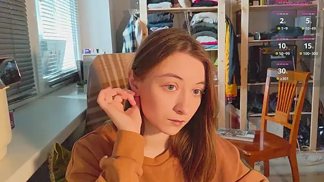 Snapshot of monlight__dana chatting on February 8, 10:29 am monlight  dana online show from February 8, 10:29 am