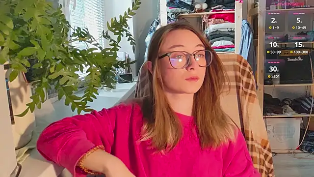 Snapshot of monlight__dana chatting on February 18, 11:11 am monlight  dana online show from February 18, 11:11 am