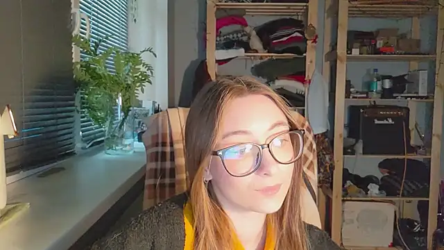 Snapshot of monlight__dana chatting on March 11, 11:55 am monlight  dana online show from March 11, 11:55 am