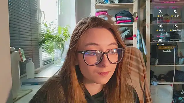 Snapshot of monlight__dana chatting on March 22, 2:25 pm monlight  dana online show from March 22, 2:25 pm