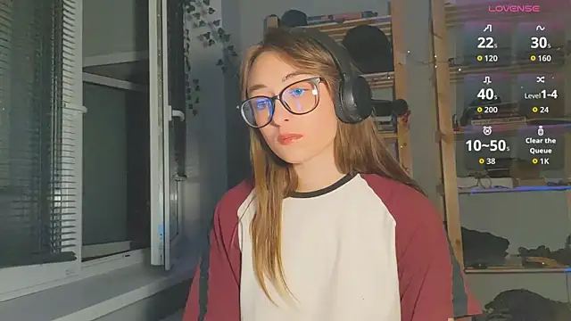 Snapshot of monlight__dana chatting on September 22, 9:28 pm monlight  dana online show from September 22, 9:28 pm