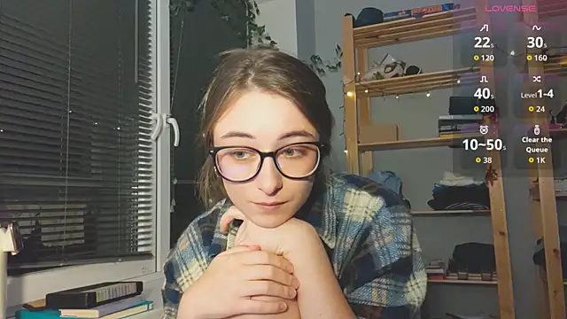 Snapshot of monlight__dana chatting on October 5, 5:00 pm monlight  dana online show from October 5, 5:00 pm