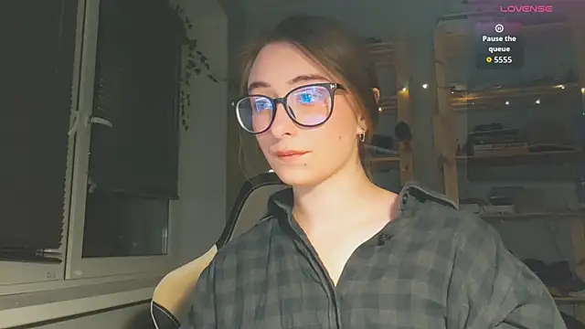 monlight  dana online show from November 8, 4:07 pm