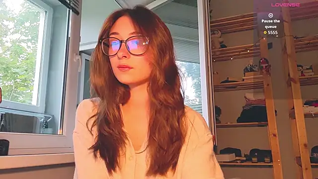 monlight  dana online show from August 6, 1:13 pm