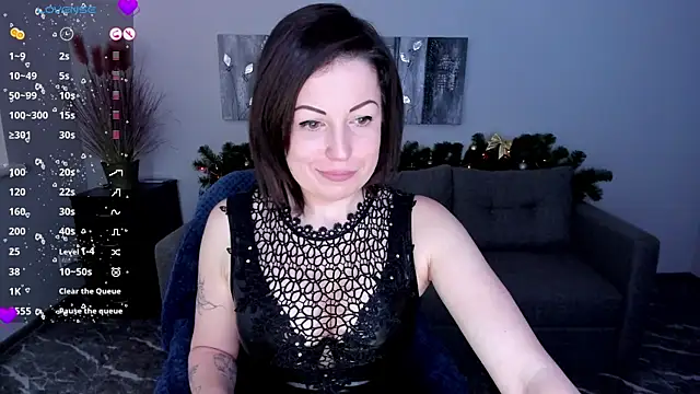 Snapshot of Emily_Midlton chatting on January 7, 7:31 am Emily Midlton online show from January 7, 7:31 am