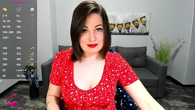 Emily Midlton online show from November 3, 1:56 pm