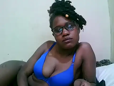 pretty sonya online show from February 3, 8:35 am