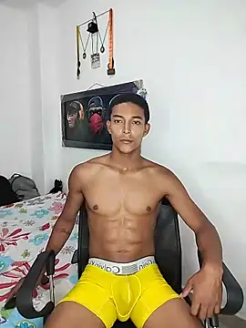 Snapshot of Demiansteven2 chatting on May 21, 8:49 pm Demiansteven2 online show from May 21, 8:49 pm