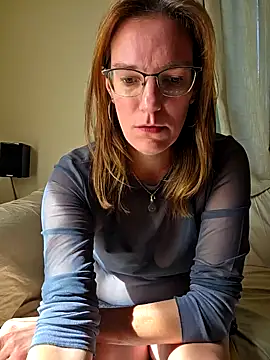 SpiceLea online show from September 16, 10:16 am