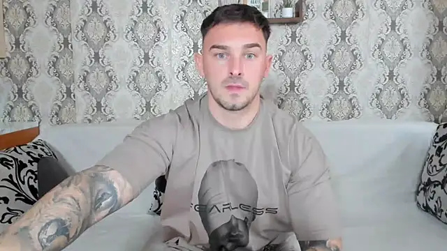 Jonmusclemaster online show from December 6, 11:11 am