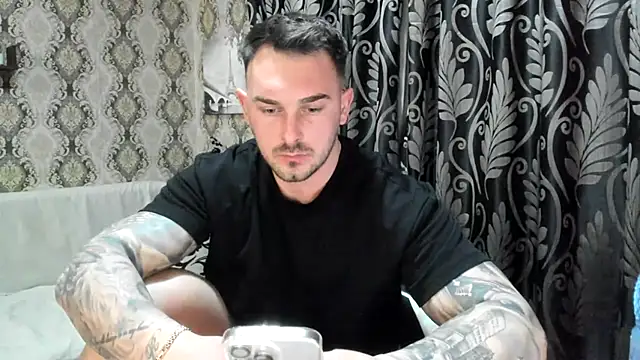 Jonmusclemaster online show from February 19, 9:33 pm