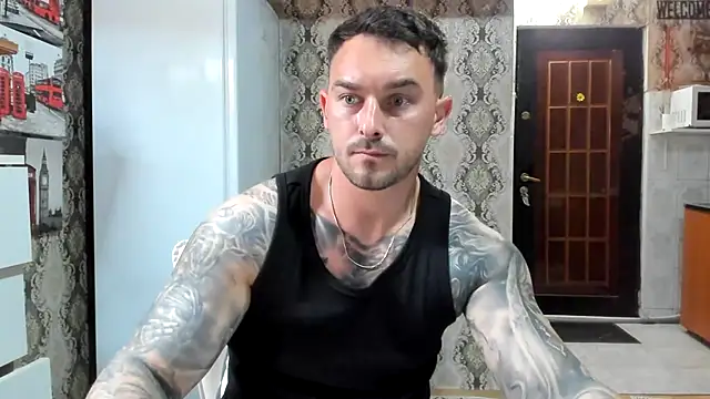 Snapshot of Jonmusclemaster chatting on June 10, 8:08 pm Jonmusclemaster online show from June 10, 8:08 pm