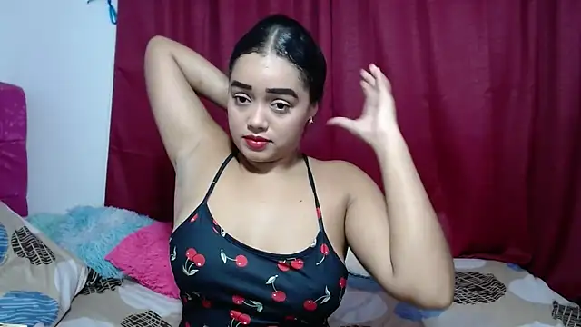 kiara milf  online show from April 14, 1:00 am