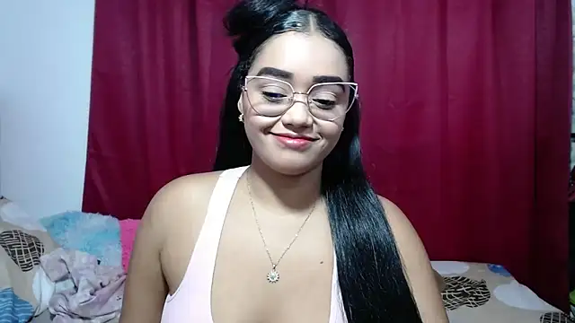 kiara milf  online show from April 15, 8:31 pm