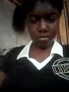 Snapshot of miss-novella chatting on May 11, 8:20 am miss-novella online show from May 11, 8:20 am