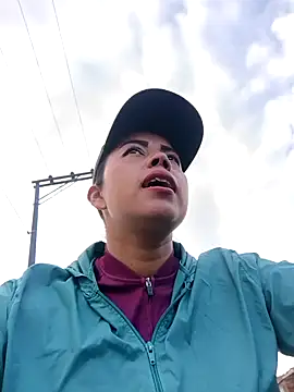  andrea30 online show from April 2, 11:41 am