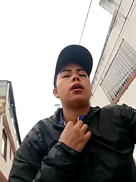  andrea30 online show from April 8, 11:43 am