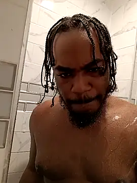 Snapshot of MRHANDSOME3800 chatting on February 24, 3:44 am MRHANDSOME3800 online show from February 24, 3:44 am