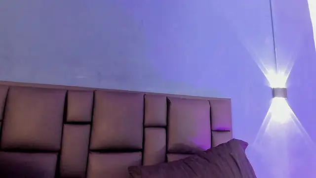 MikaelSlow online show from February 10, 5:11 am