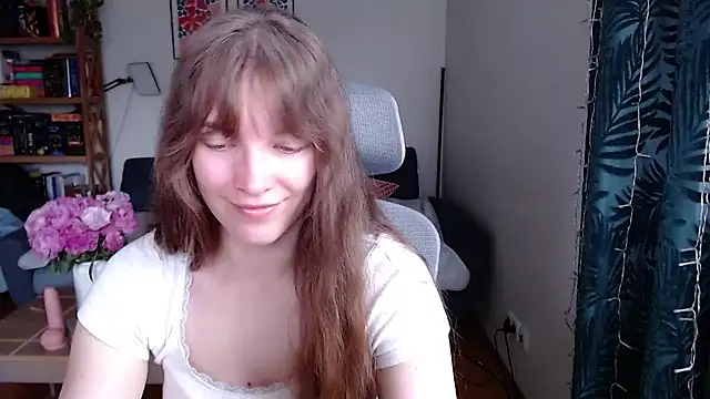 Snapshot of kenzie_x chatting on July 1, 4:36 am kenzie x online show from July 1, 4:36 am