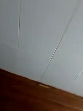 SquirtQueen222 online show from December 30, 11:06 pm