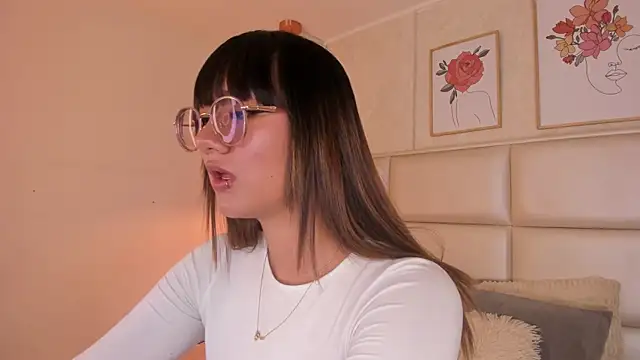 Aily Yozuko online show from March 25, 2:39 am