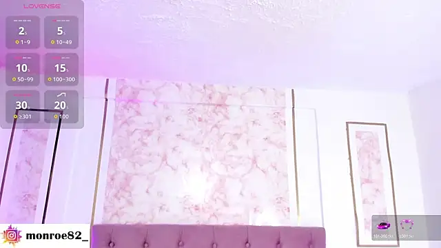 GENNESIS LOVE online show from April 25, 3:09 am