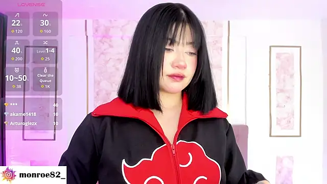 GENNESIS LOVE online show from April 26, 12:58 pm