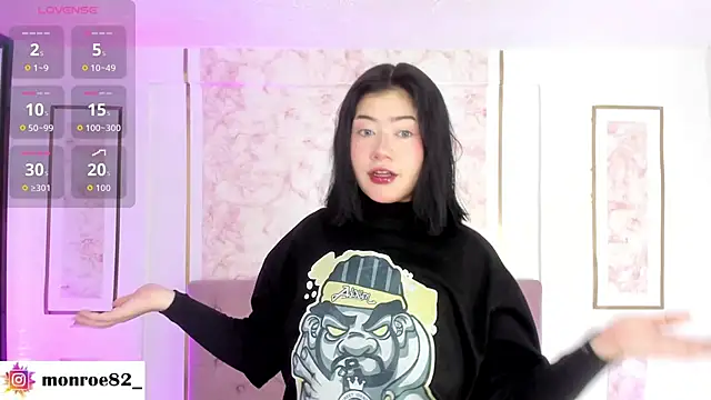 GENNESIS LOVE online show from April 30, 1:23 am