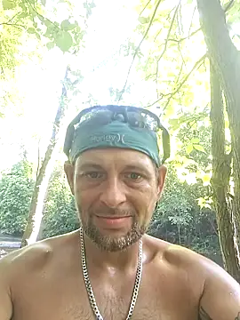 Snapshot of ROCKHARDDADDY86 chatting on July 1, 1:45 pm ROCKHARDDADDY86 online show from July 1, 1:45 pm