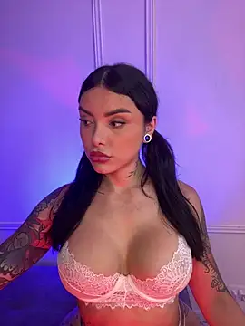 Snapshot of Ela_Doll_ chatting on January 16, 9:08 pm Ela Doll online show from January 16, 9:08 pm