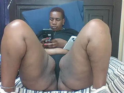 SexyTirries13 online show from January 17, 7:35 am