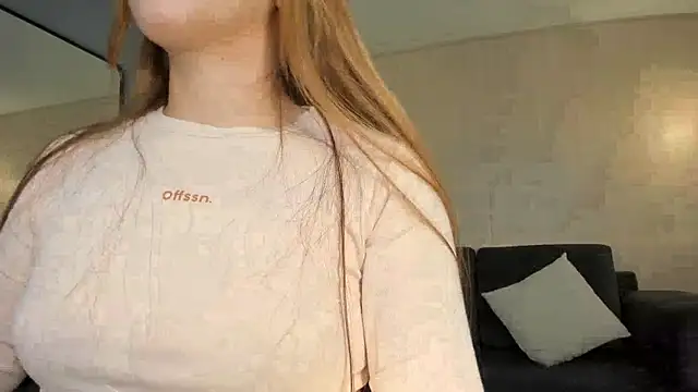 CarolineGraceX online show from December 11, 3:02 am