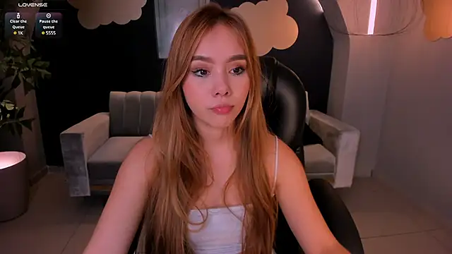 CarolineGraceX online show from January 31, 10:52 am