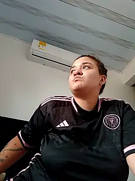 Liancy online show from March 15, 5:41 pm