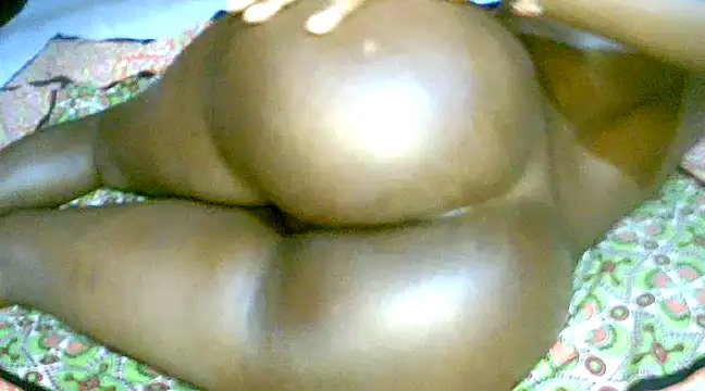 Snapshot of Babyjuliana_ chatting on February 9, 8:44 am Babyjuliana  online show from February 9, 8:44 am