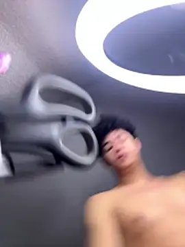 Snapshot of DavidfullOFlove chatting on January 8, 3:58 pm DavidfullOFlove online show from January 8, 3:58 pm