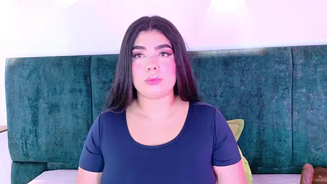 Snapshot of AgathaLynx chatting on May 25, 10:54 am AgathaLynx online show from May 25, 10:54 am
