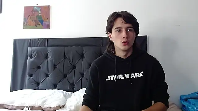 Snapshot of alex_connorr chatting on March 10, 5:07 pm alex connorr online show from March 10, 5:07 pm