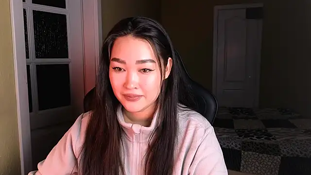 Snapshot of Erica_Wayne chatting on January 7, 2:41 pm Erica Wayne online show from January 7, 2:41 pm