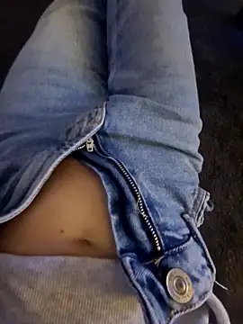 Mary anes online show from October 31, 12:33 am